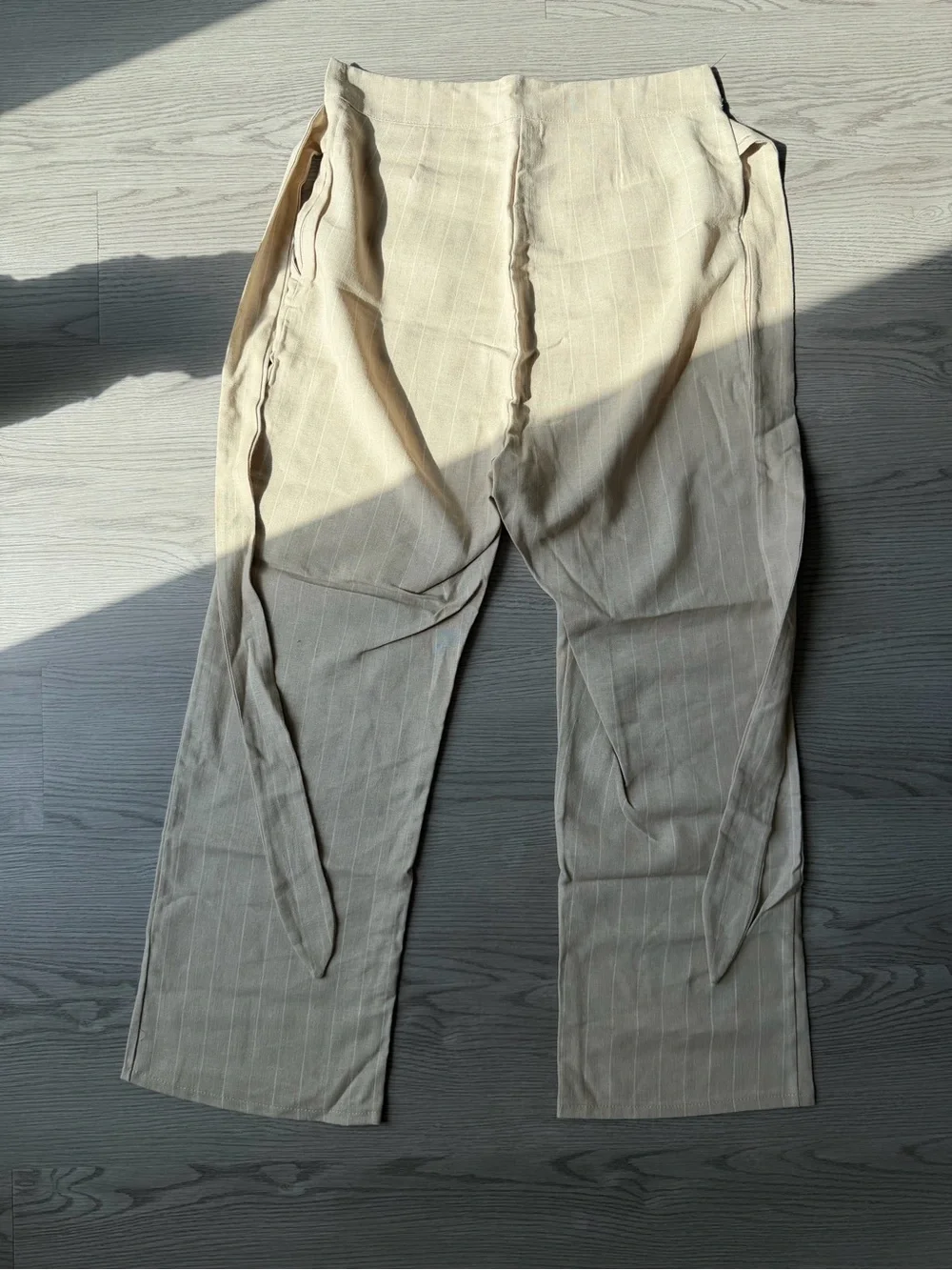 NWOT DONNI Women's Linen Cotton Blend Tan Pinstripe Waist Tie Crop Pants Sz S